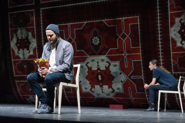 TH_Journal_The Who and The What_Burgtheater II