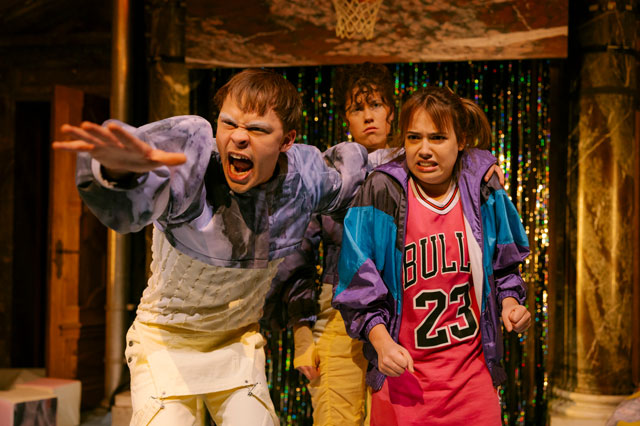 Szenenfoto Lucien Haug ÜBER NACHT am Burgtheater